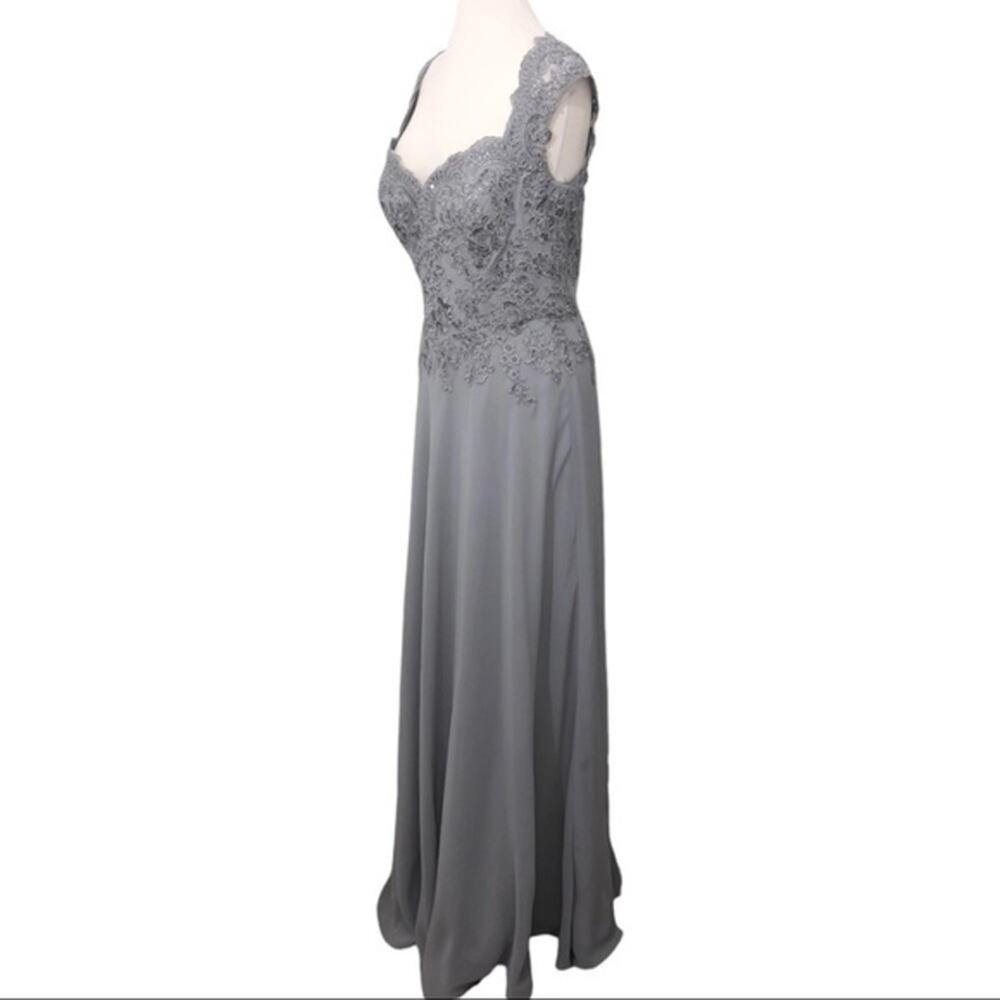 La Femme Silver Crepe Chiffon Embellished Bodice Gown 8 Style 23286 - Picture 5 of 9